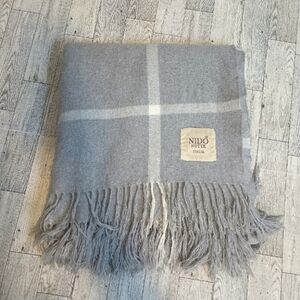 NIDO NOTTE ITALIA Throw Blanket Gray Plaid Fringe
